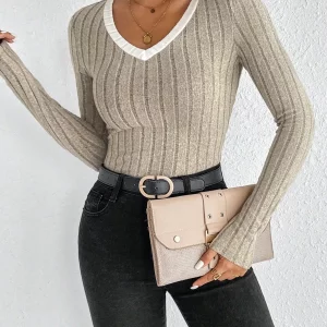 Women's Slim Sexy Knit Long Sleeve Top Women's V-Neck Neck Edge Clash Top New Autumn and Winter Women's Casual Pullover